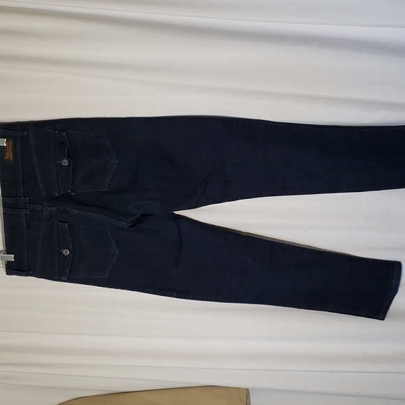 Levi's Jeans - Picture 4 of 9